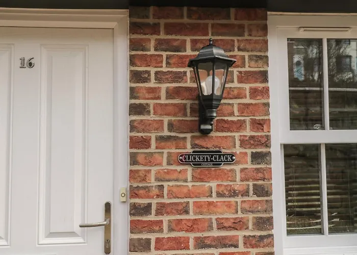 Clickety-clack Whitby